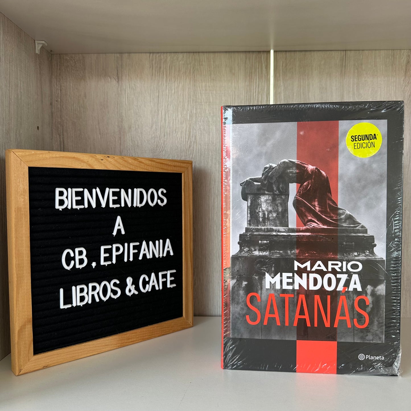 Satanás - Mario Mendoza